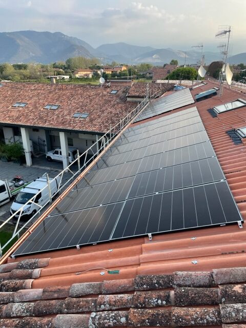 impianto-fotovoltaico-con-batterie-brescia